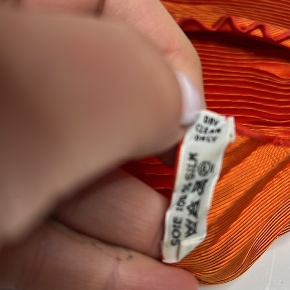 Hermès - Plissé Silk Handkerchie - Silk Orange Pleated Scarf with Box - Unworn - Picture 6 of 8